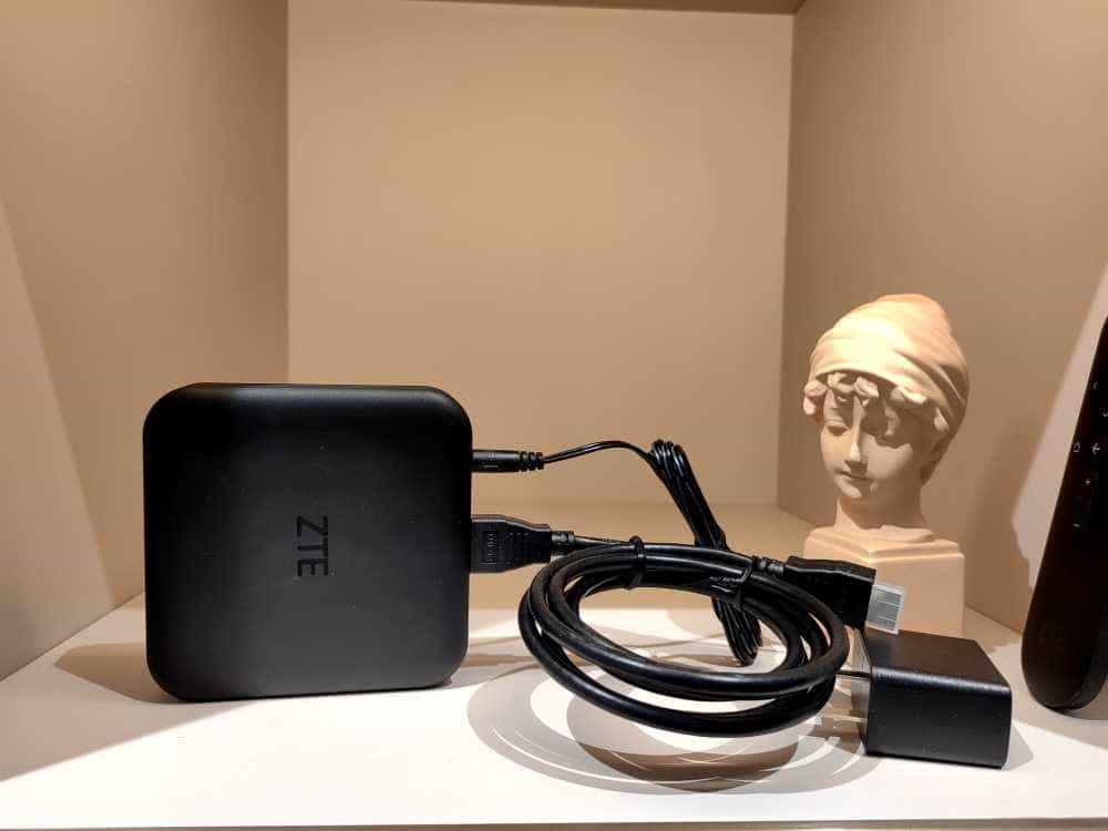 中兴Z4Pro智能语音机顶盒开机无广告