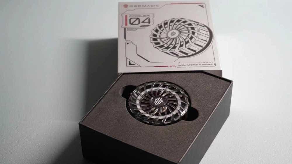 红魔散热器4Pro磁吸款:领略更高效散热技术,酣畅游戏时光