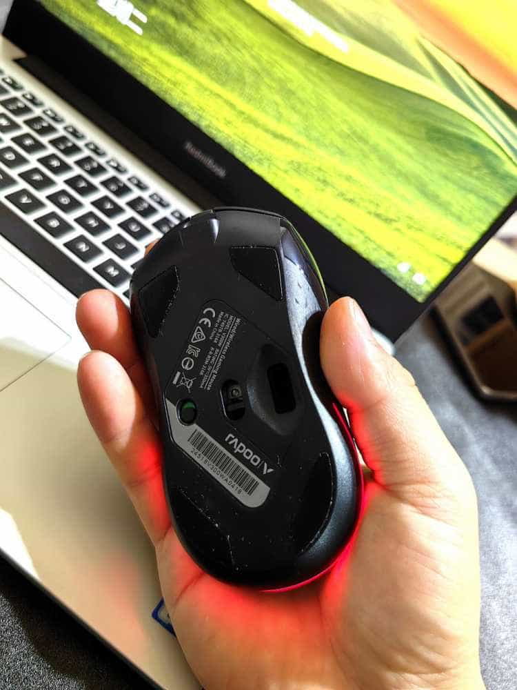 体验分享我的游戏好搭档:雷柏V300W鼠标