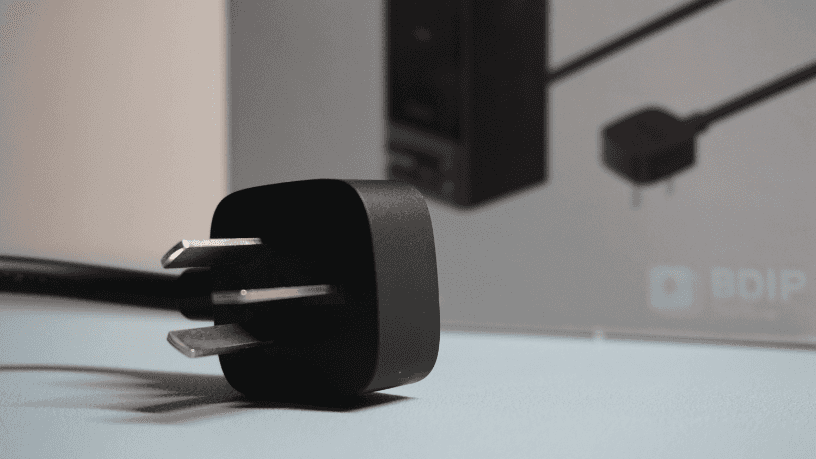 多设备快速充电,倍思65W插线板氮化镓充电器,高效安全智能控制