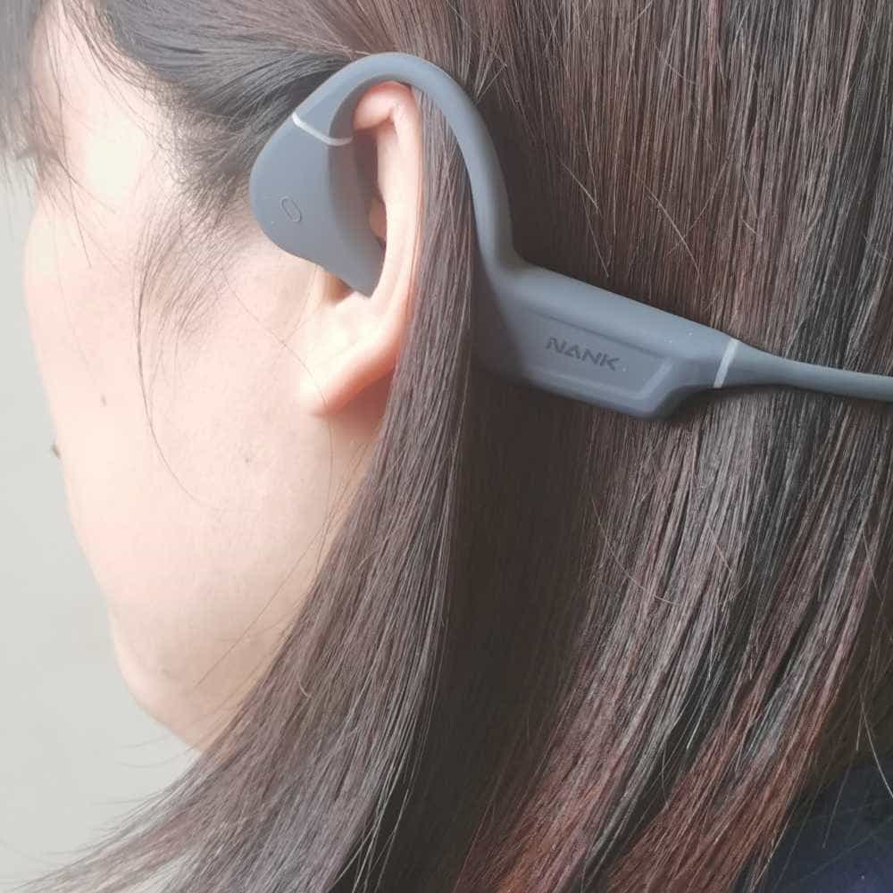 性价比吊打同行的运动耳机!平价旗舰骨传导耳机还得看南卡pro4S!