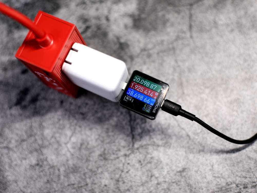 QCY 40W双头充电器:高性价比快充头