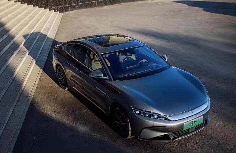 总理首次出访，国产新能源车企将加速出海，谁会是领头羊？