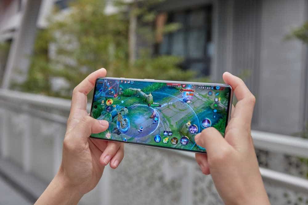 夏天玩手机发烫？一加Ace2温控表现贼离谱，逃不过真香定律