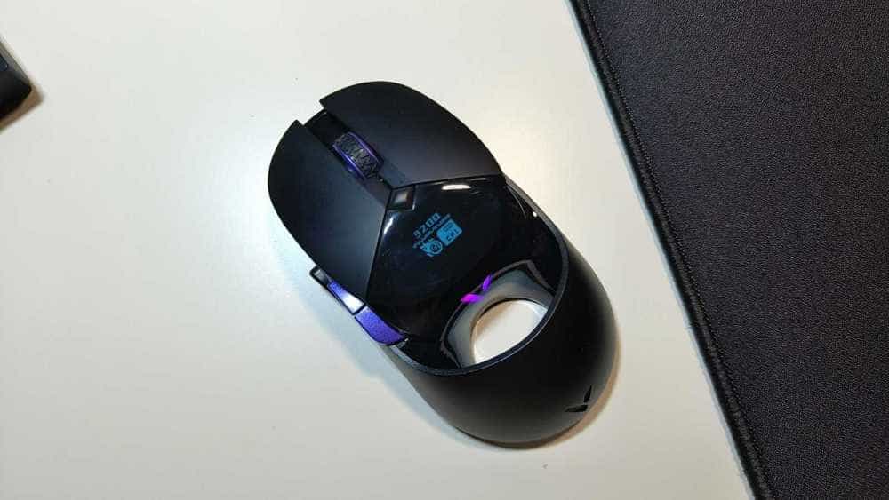 性能与便携的完美结合-雷柏VT960 Pro无线游戏鼠试玩