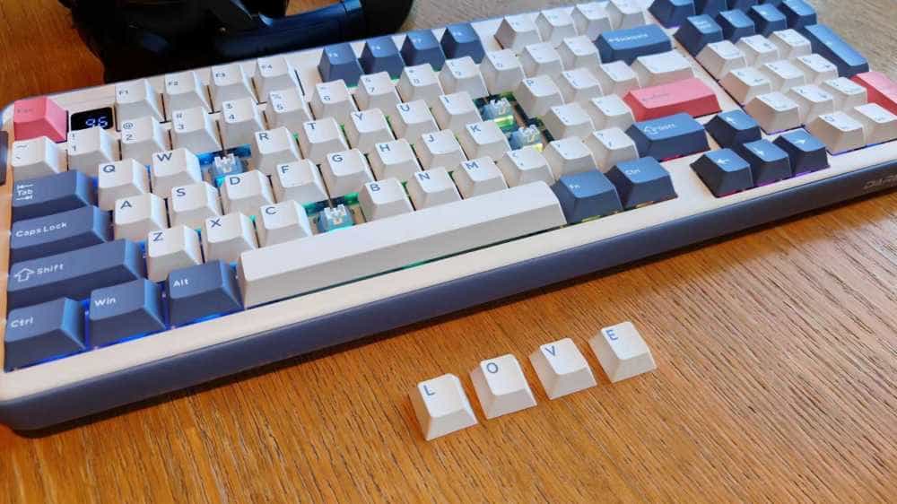 A98 Master三模机械键盘:创新设计与多重手感的完美融合