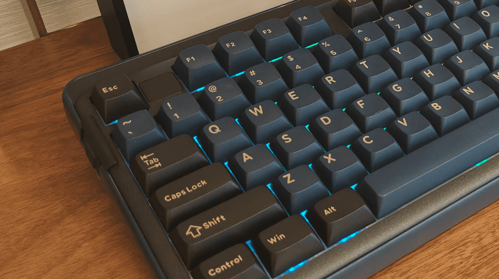 软硬兼施，这个大师键盘很有料！ 达尔优A98 Master三模机械键盘评测