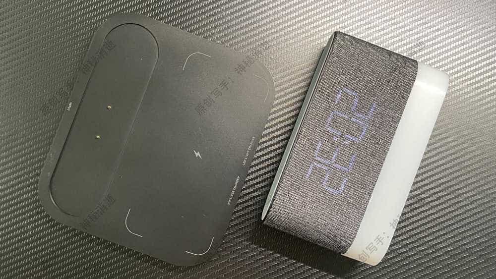 这款VFZ多功能无线充台灯身兼多职，让桌面更简洁