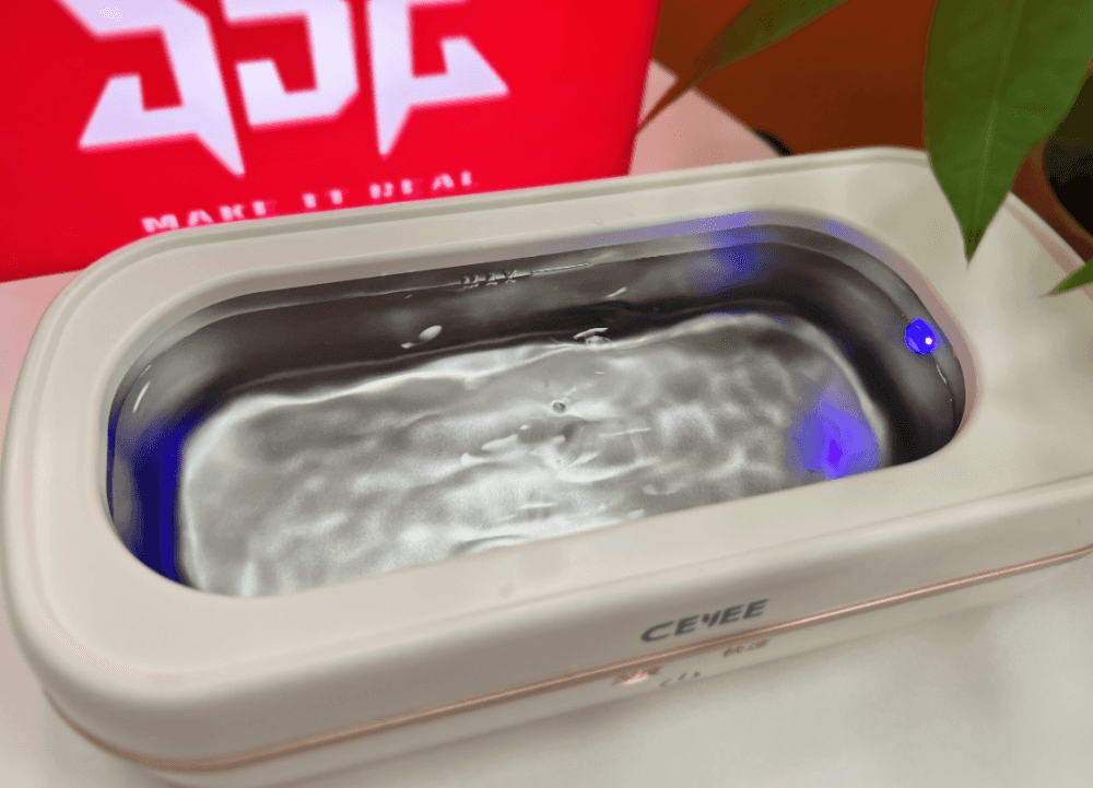 你的眼镜多久没洗了？桌上放个希亦超声波清洗机是真的香！