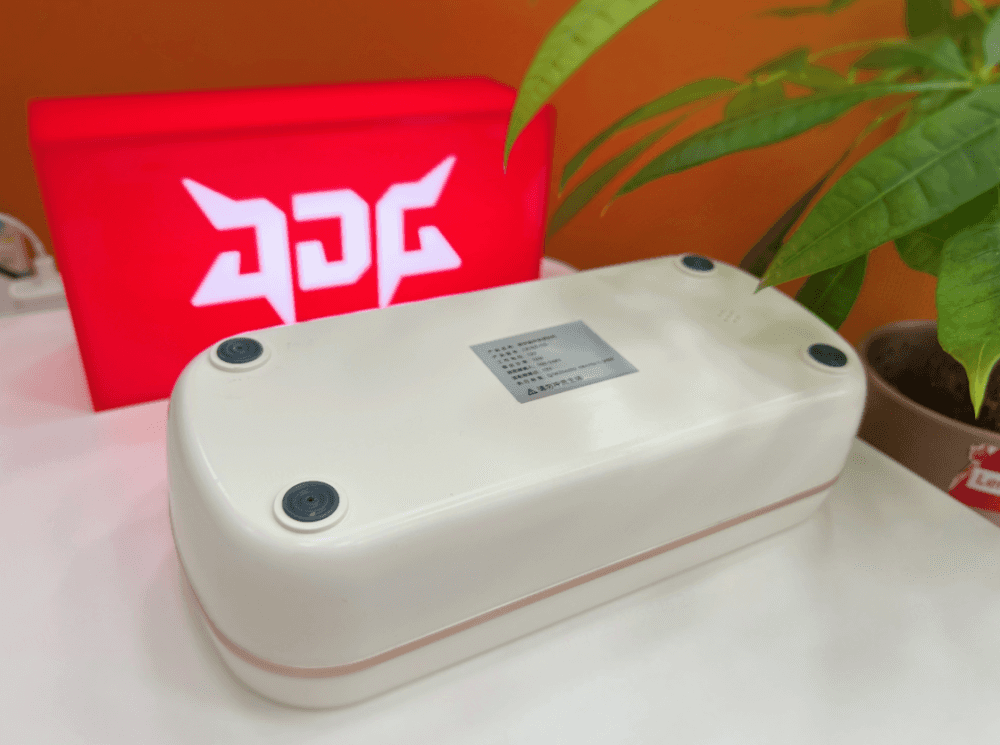 你的眼镜多久没洗了？桌上放个希亦超声波清洗机是真的香！