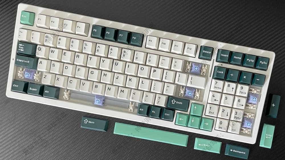 让你拥有顺滑软弹敲击手感的VGN S99三模热插拔机械键盘体验分享