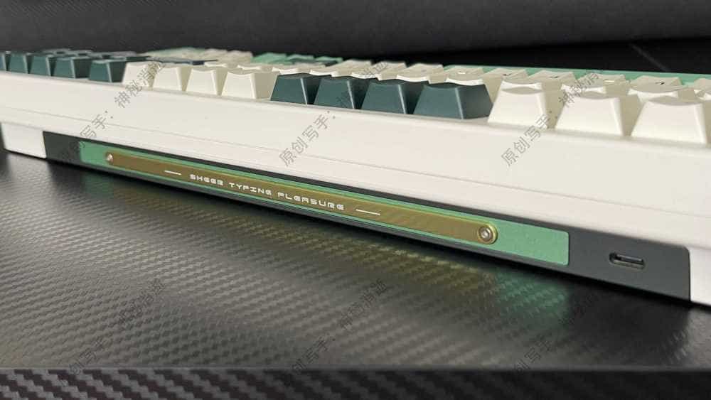 让你拥有顺滑软弹敲击手感的VGN S99三模热插拔机械键盘体验分享