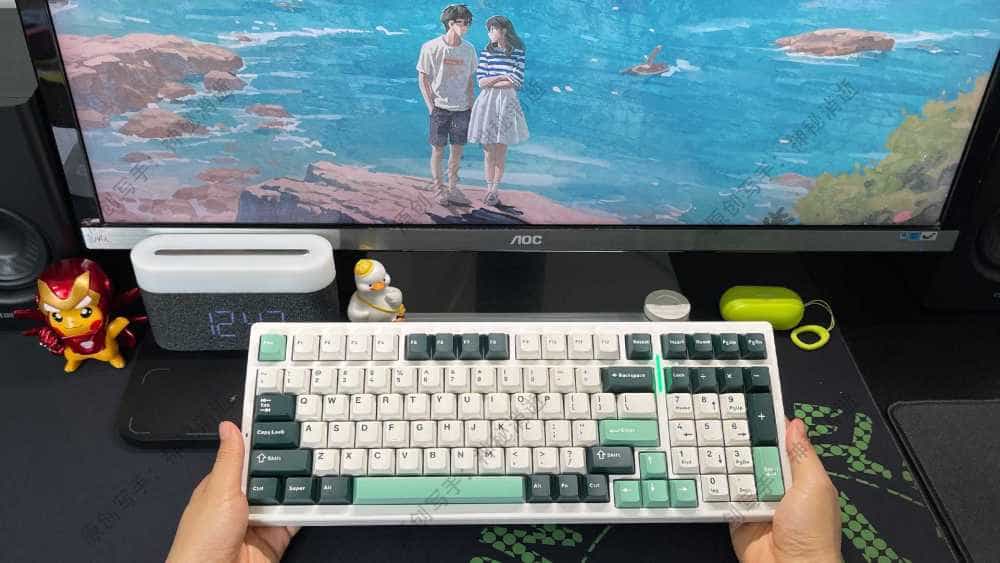 让你拥有顺滑软弹敲击手感的VGN S99三模热插拔机械键盘体验分享