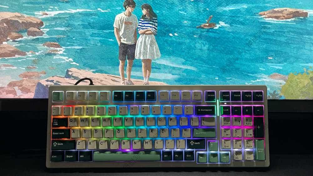 让你拥有顺滑软弹敲击手感的VGN S99三模热插拔机械键盘体验分享