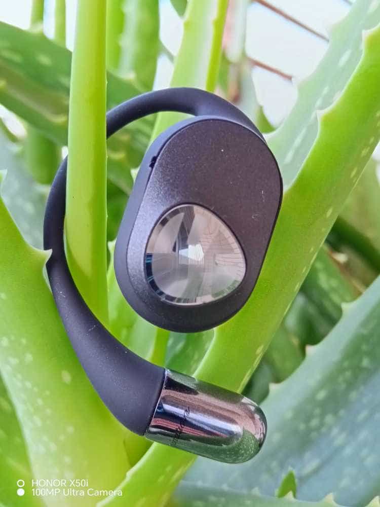 一款不伤耳膜的舒适耳机:解决长时间佩戴耳机不适困惑