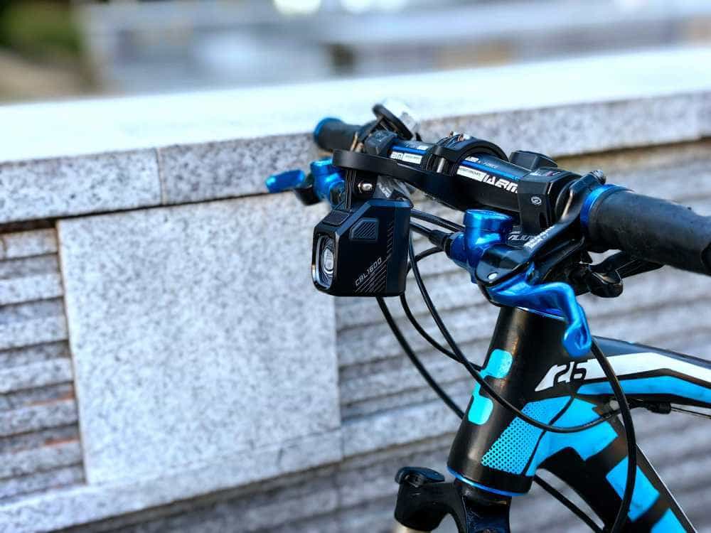 迈极炫CBL1600吊装截止线车灯,光影随变