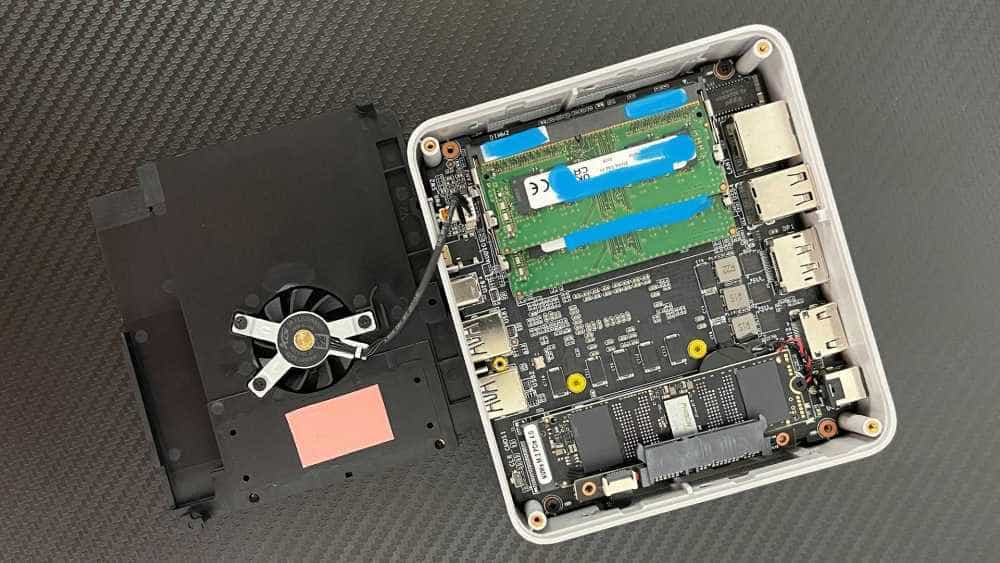 办公/影音娱乐一揽子解决计划请交由你的迷你助手零刻SEi12 12450H实施