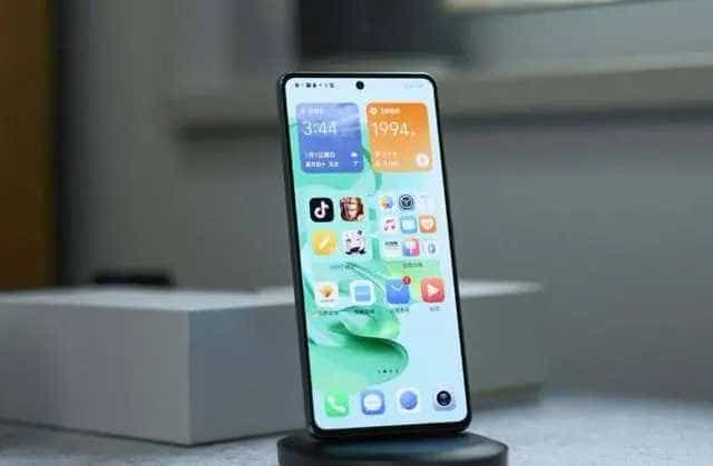 荣耀80GT:性能日常体验,2000价位首选~