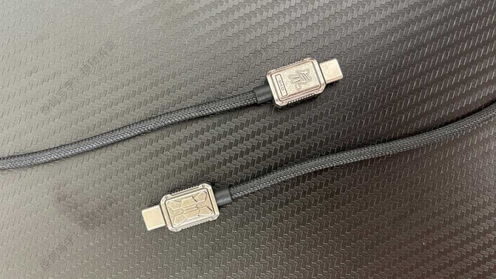 氘锋能量美学,疾速智慧闪充-努比亚红魔120W四口氮化镓充电器使用体验分享