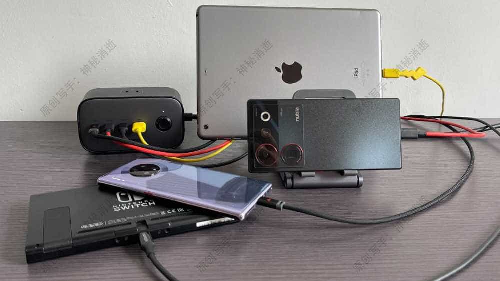 绿联100W智充魔盒Pro-简洁桌面，为多设备补能减负