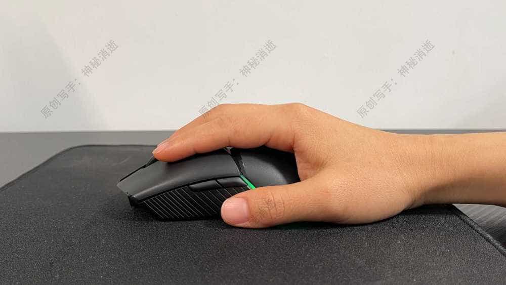 精准追踪,掌控无线-黑爵i309pro双模电竞游戏鼠标使用体验分享