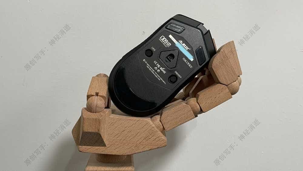 精准追踪,掌控无线-黑爵i309pro双模电竞游戏鼠标使用体验分享