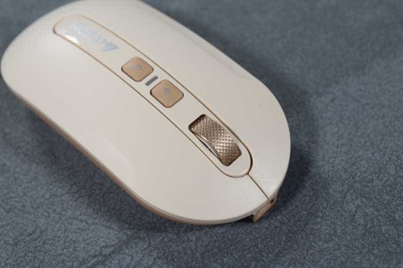 能打字会翻译——双飞燕VM20S智能嘴打字语音评测