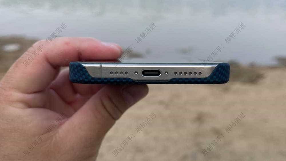 iPhone15PM的精致伴侣，星河在握的PITAKA艺术手机壳和凯夫拉磁吸指环支架