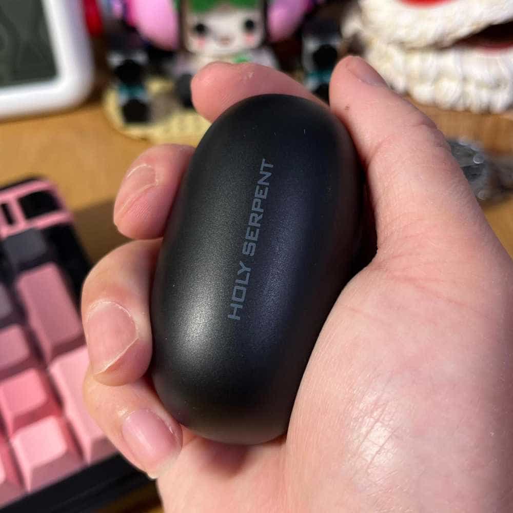 十小时巡航你敢信？老王聊聊大繁化简的蛇圣陨石C2耳夹蓝牙耳机