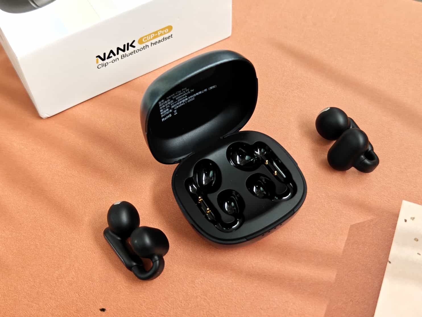 性价比南卡Clip Pro开放式耳机:佩戴轻便、舒适听歌