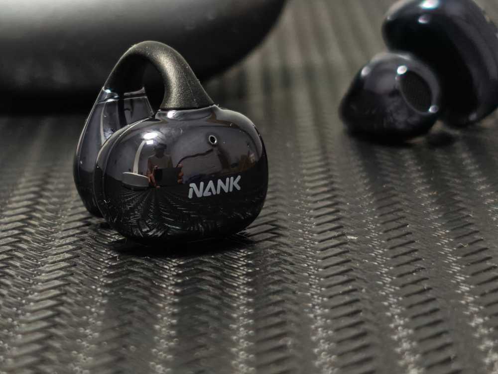 开放式耳机没有好音质?
南卡Ultra体验:低音澎湃 这竟是一款耳夹式耳机