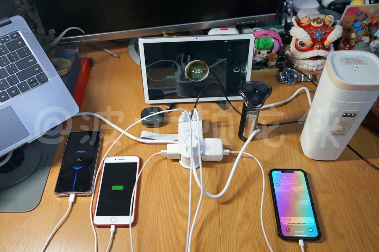 出门就带奥睿科65W氮化镓口袋插排,一个打七个!