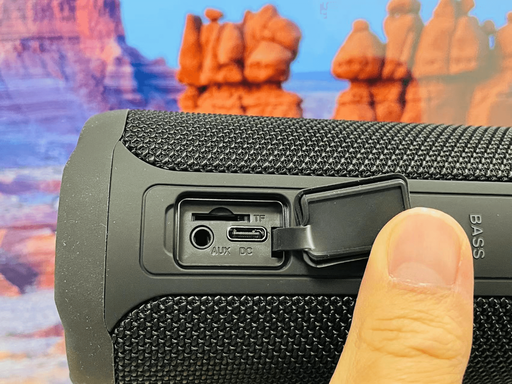 不是JBL买不起,雷登X10MAX更有性价比!骑行户外蓝牙音箱的好选择!