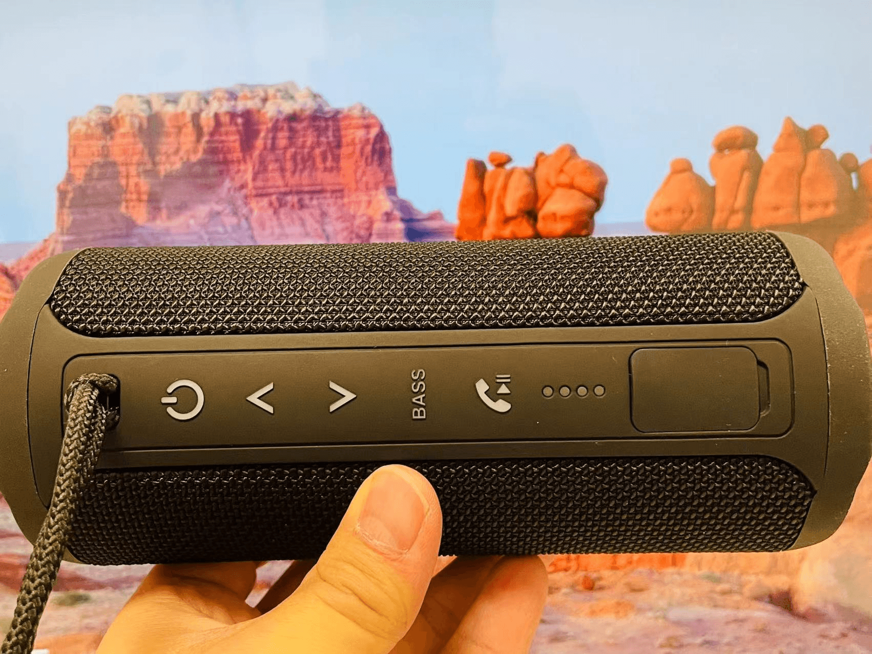 不是JBL买不起,雷登X10MAX更有性价比!骑行户外蓝牙音箱的好选择!