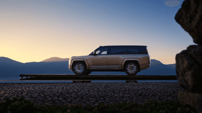 仰望U8L将首秀2025上海车展，官方图片正式发布，大不同，大气场