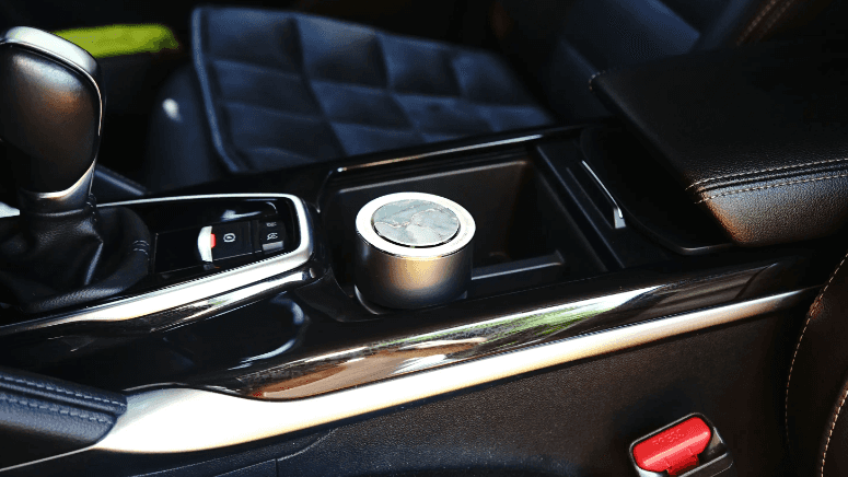 执着好香很讲究,安全为本精选料,吾非时来运转杯架香薰